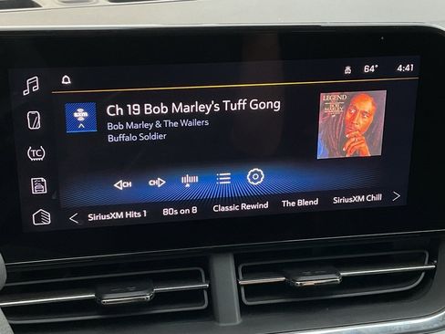 Used 2025 Chevrolet Trax LT image 30