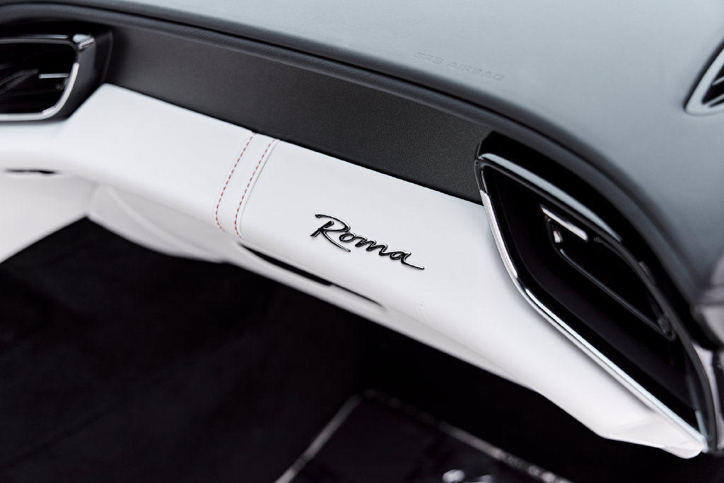 Used 2022 Ferrari Roma RWD image 50