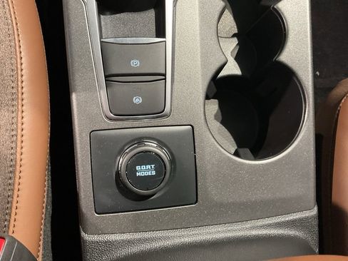 New 2025 Ford Bronco Sport Outer Banks w/ Outer Banks Tech Package+ image 13