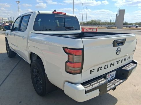 New 2026 Nissan Frontier SV w/ SV Convenience Package image 4