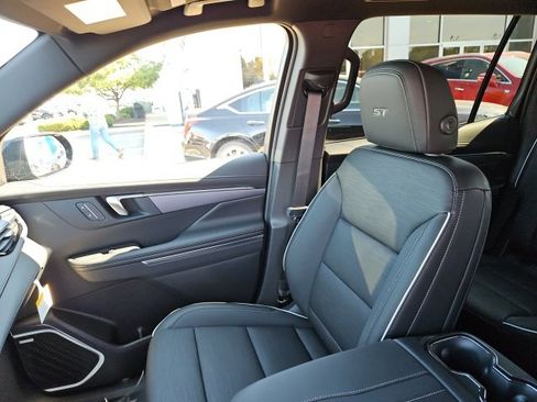 New 2026 Buick Enclave Sport Touring w/ Power Package image 35