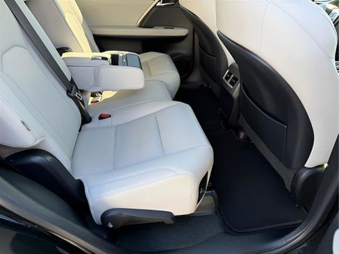 Used 2021 Lexus RX 350L FWD image 29