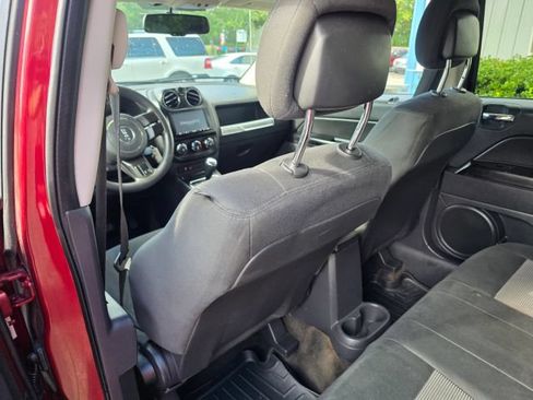 Used 2014 Jeep Compass Sport w/ Power Value Group FWD image 19