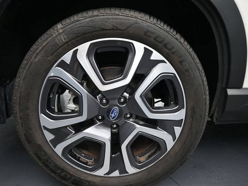 Used 2024 Subaru Ascent Limited AWD/4WD image 10