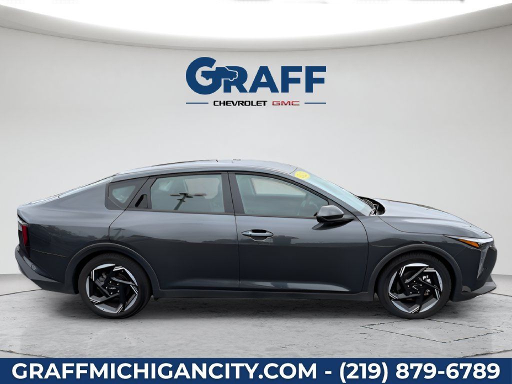 Used 2025 Kia K4 EX FWD image 7