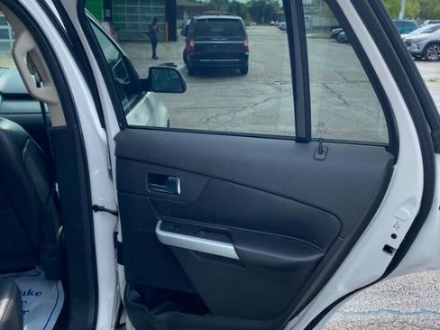 Used 2013 Ford Edge SEL FWD image 14