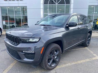 Used 2025 Jeep Grand Cherokee Limited w/ Luxury Tech Group II
