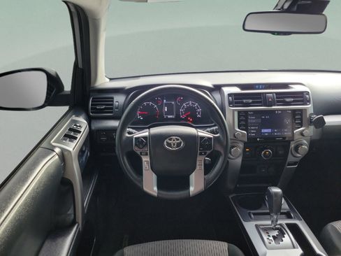 Used 2021 Toyota 4Runner SR5 AWD/4WD image 12