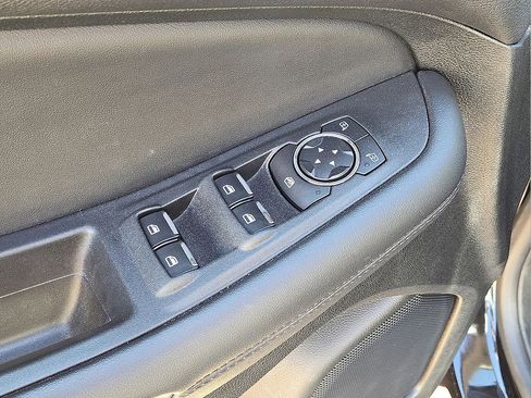 Used 2024 Ford Edge SE image 22