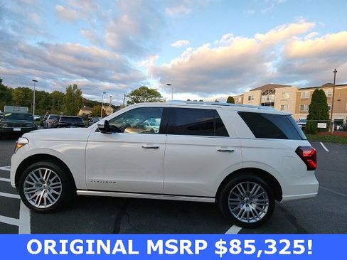 Used 2022 Ford Expedition Platinum image 18