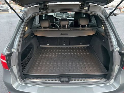 Used 2017 Mercedes-Benz GLC 300 4MATIC image 19