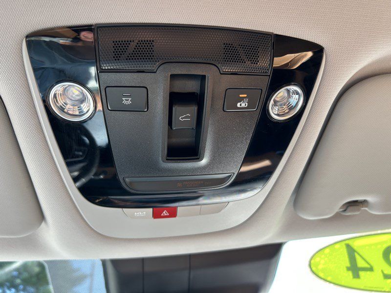Used 2024 Kia Seltos EX AWD/4WD image 30