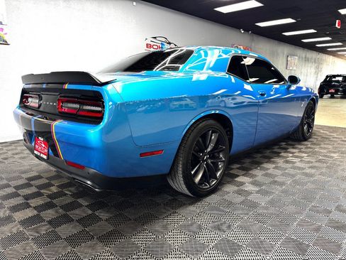 Used 2019 Dodge Challenger R/T Scat Pack image 12