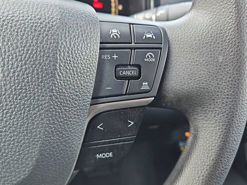 Used 2025 Toyota Camry LE FWD image 22