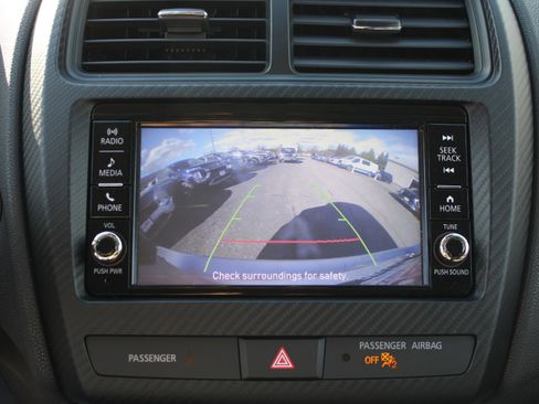 Used 2023 Mitsubishi Outlander Sport ES image 12