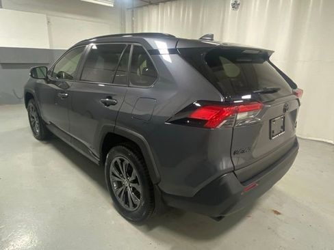 Used 2023 Toyota RAV4 XLE Premium image 2