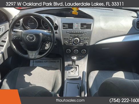 Used 2013 MAZDA MAZDA3 i Touring image 32