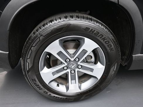 Certified 2025 Honda Pilot EX-L image 34