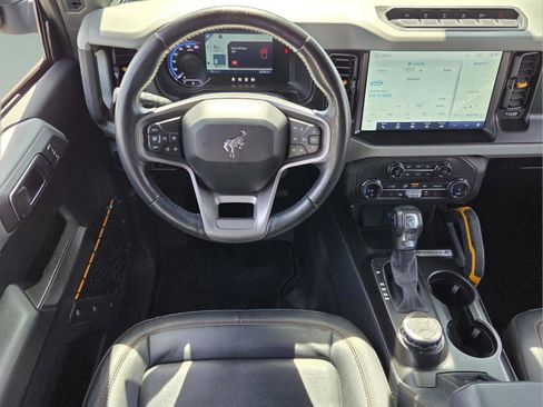 Used 2022 Ford Bronco Badlands AWD/4WD image 11