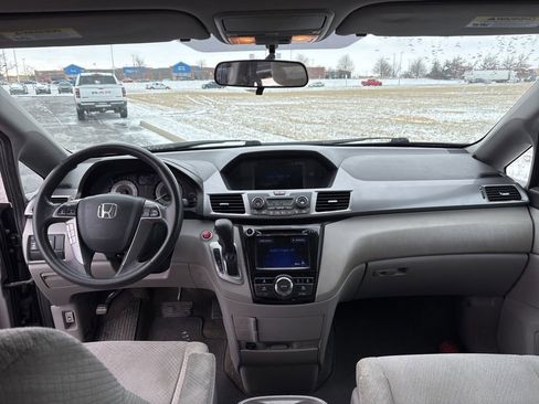Used 2014 Honda Odyssey EX image 18