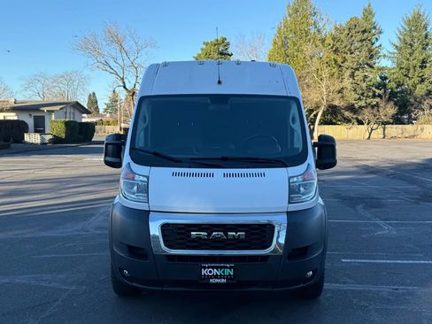 Used 2020 RAM ProMaster 2500 w/ Premium Appearance Group image 8