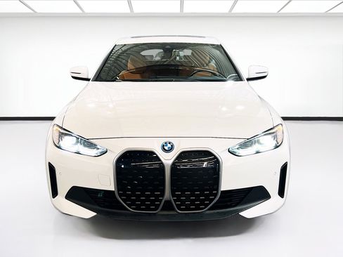 Used 2023 BMW i4 eDrive35 w/ Premium Package image 2