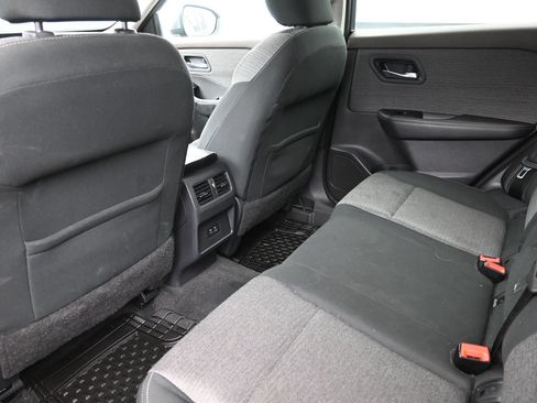 Used 2022 Nissan Rogue SV AWD/4WD image 21