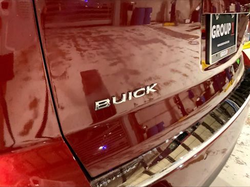 Used 2015 Buick Enclave Leather AWD/4WD image 31