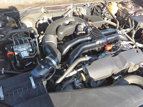 Used 2013 Subaru Outback 2.5i Limited w/ Special Appearance Pkg image 23