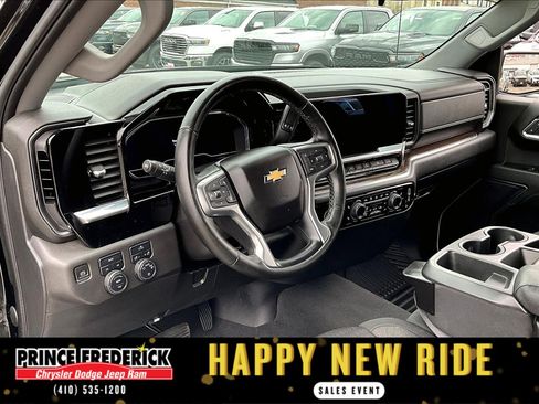 Used 2023 Chevrolet Silverado 1500 LT image 11