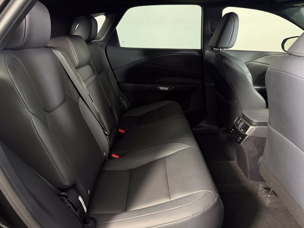 Used 2025 Lexus RX 350 FWD w/ Technology Package image 17