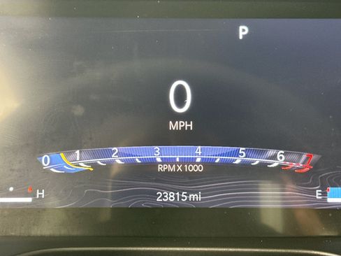 Used 2023 Jeep Grand Cherokee Altitude RWD image 12