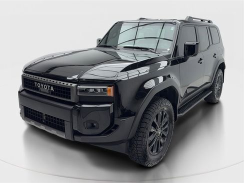 Used 2024 Toyota Land Cruiser image 3