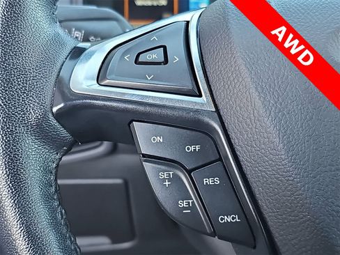 Used 2024 Ford Edge SEL image 27