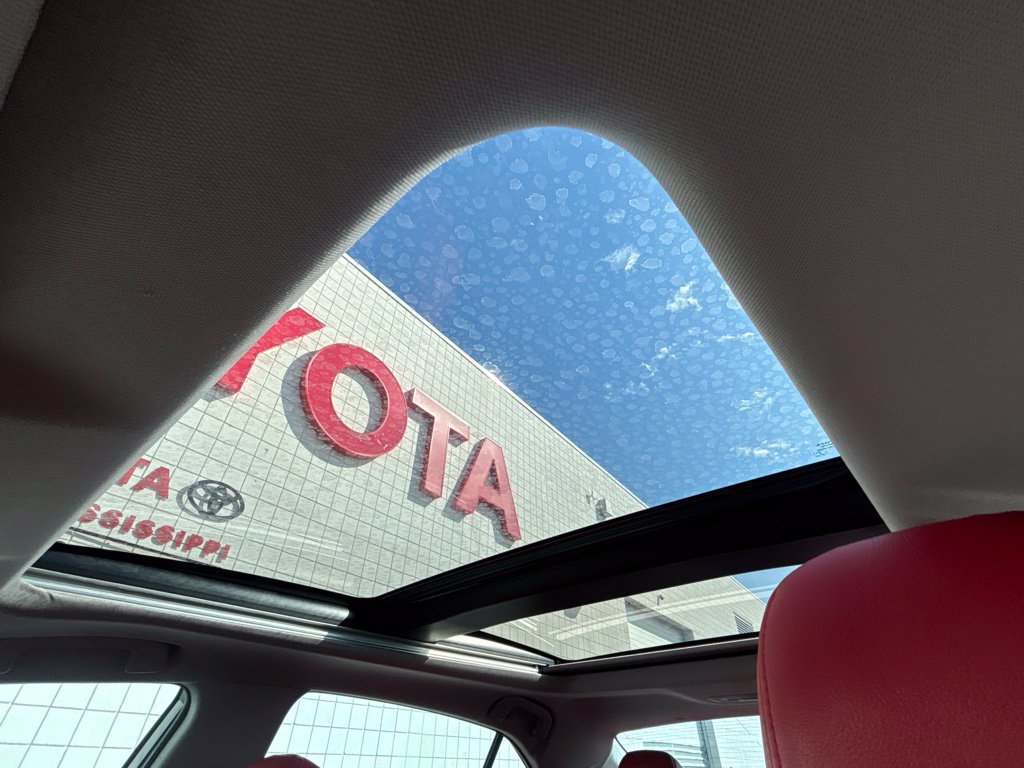 Used 2023 Toyota Camry XSE FWD image 18