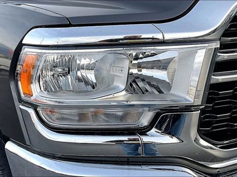 Used 2024 RAM 3500 Big Horn image 30