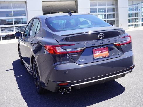 New 2026 Toyota Camry SE FWD image 8