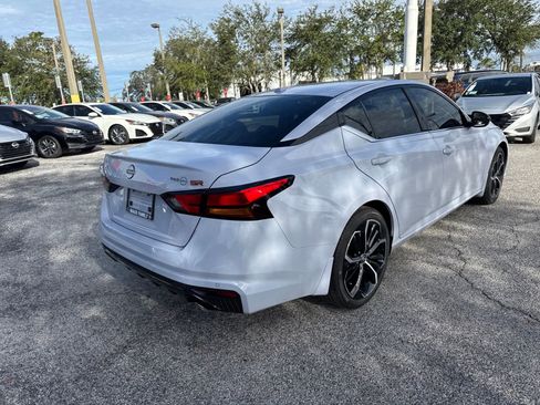 New 2025 Nissan Altima 2.5 SR image 6