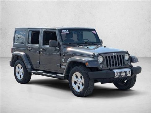 Used 2014 Jeep Wrangler Unlimited Sahara w/ Connectivity Group image 3