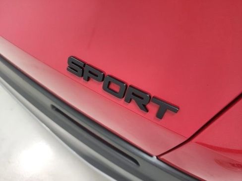 Used 2025 Honda HR-V Sport image 12