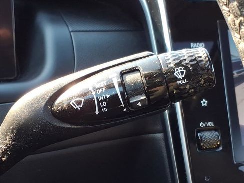 Used 2022 Hyundai Santa Cruz SEL Premium w/ Cargo Package image 23