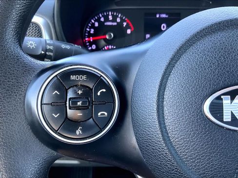 Used 2020 Kia Soul LX FWD image 24