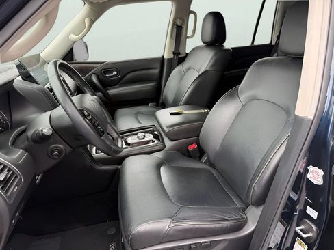 Used 2024 INFINITI QX80 Luxe RWD image 12