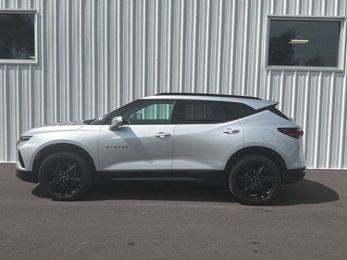 Used 2021 Chevrolet Blazer RS w/ Enhanced Convenience Package FWD image 6