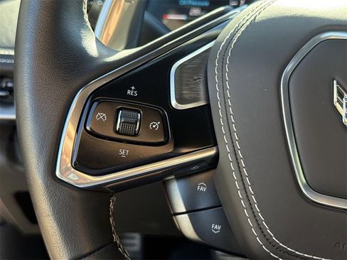 Used 2023 Chevrolet Corvette Stingray Premium Conv w/ Z51 Performance Package image 32