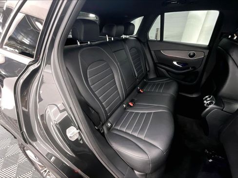 Used 2020 Mercedes-Benz GLC 300 image 17