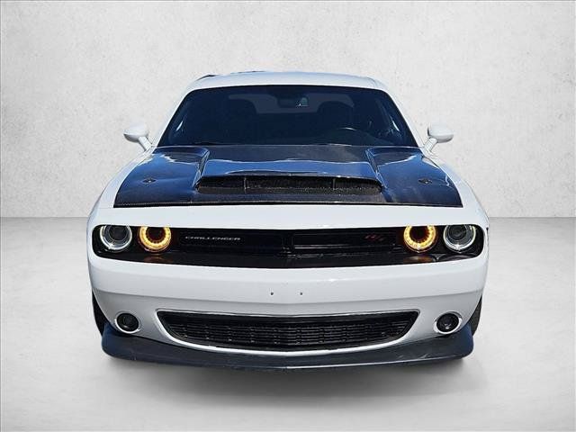 Used 2018 Dodge Challenger R/T Scat Pack w/ Leather Interior Group RWD image 2