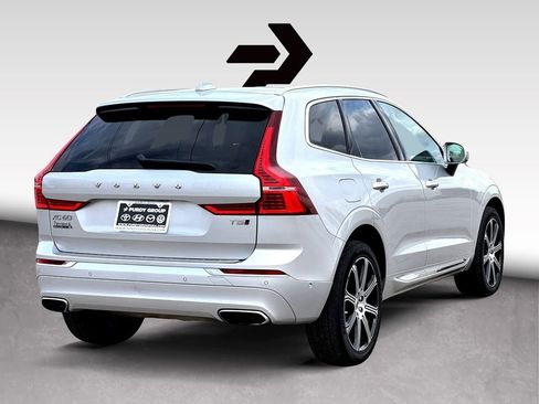Used 2021 Volvo XC60 T5 Inscription w/ Advanced Package image 8