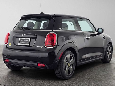 Used 2024 MINI Cooper SE FWD image 3