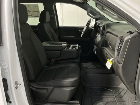 New 2026 Chevrolet Silverado 1500 Custom w/ Turbomax Blackout Package image 32